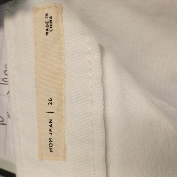 NEW Pacsun White Mom Jean High Rise SZ 4/26 Distressed Cropped Ankle Tapered - Picture 11 of 16